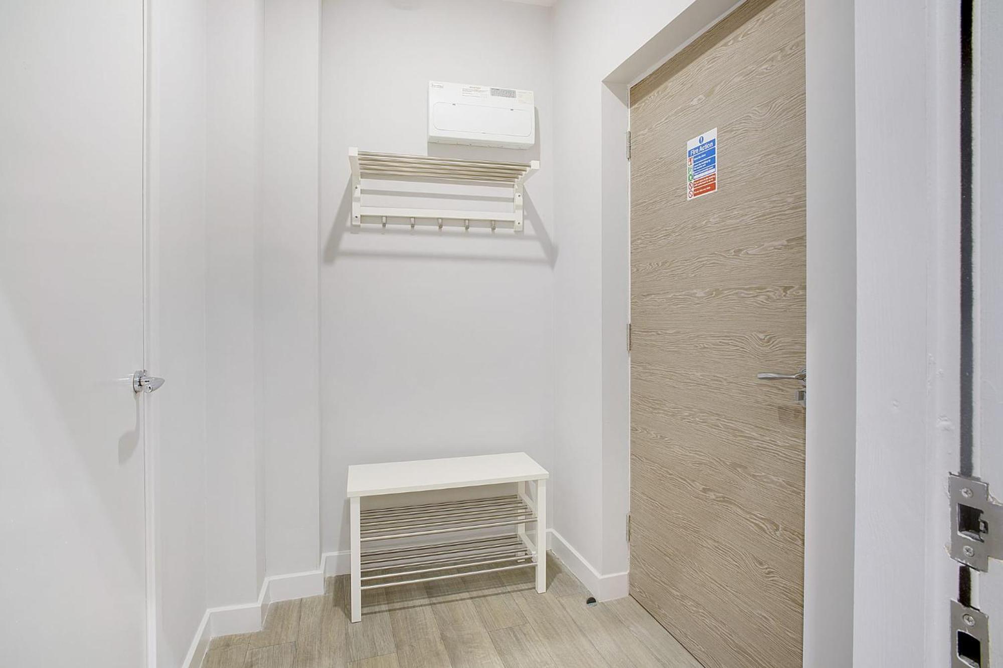 Modern Apartments In The Heart Of Мідлсбро Екстер'єр фото